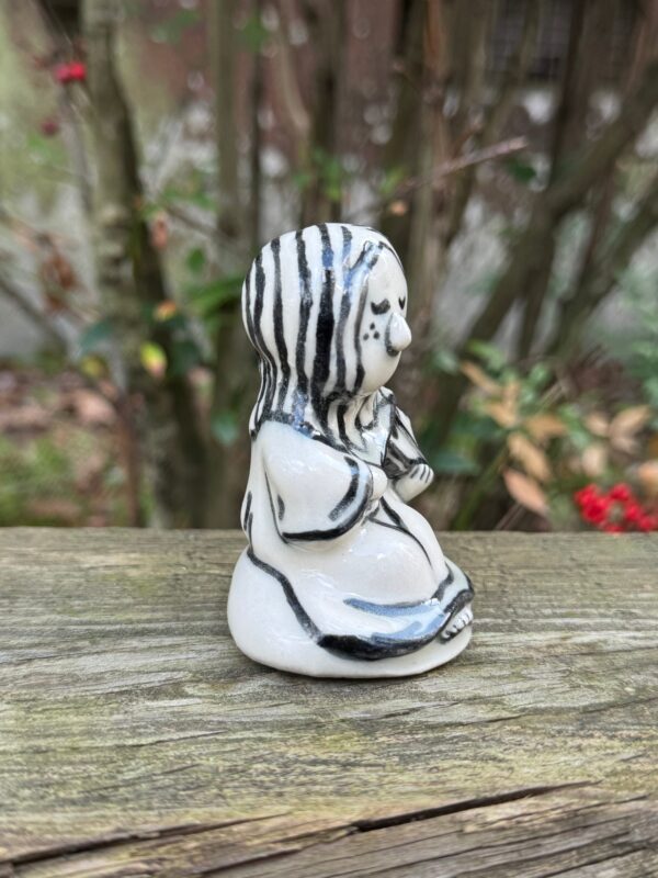 Miniature Porcelain Ceramic Violinist - Image 5